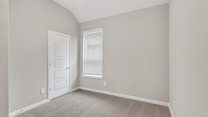4928 SIMMENTAL Drive, Arlington TX 76001 - Photo 23