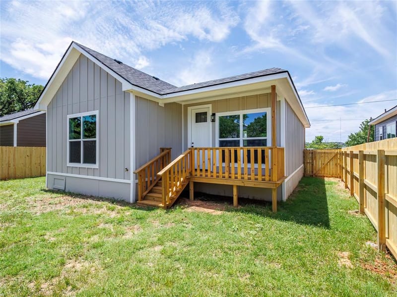 2902 Avenue D, Brownwood TX 76801 - Photo 12