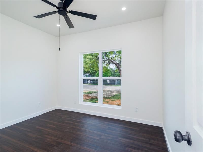 2902 Avenue D, Brownwood TX 76801 - Photo 30