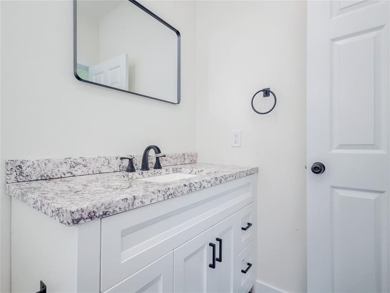 2902 Avenue D, Brownwood TX 76801 - Photo 29