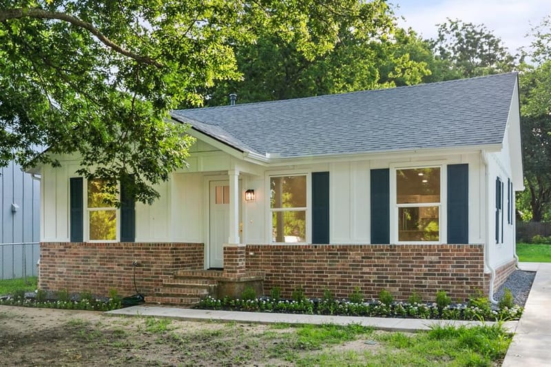 315 BURDETTE Avenue, Sherman TX 75090 - Photo 2