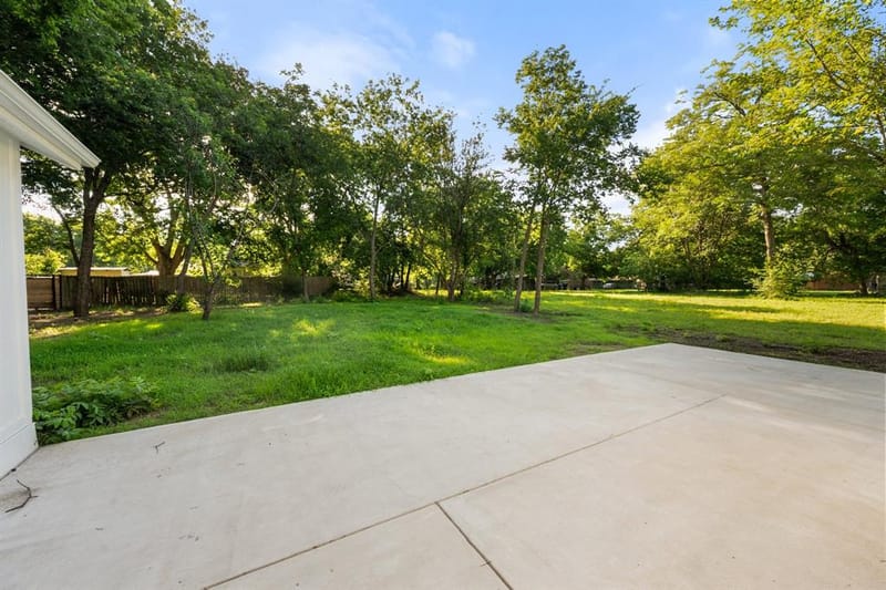 315 BURDETTE Avenue, Sherman TX 75090 - Photo 20