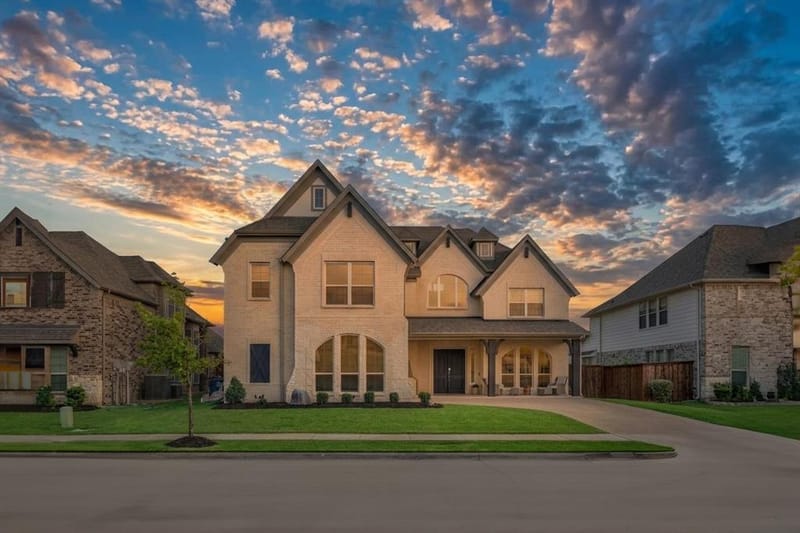 1112 Maverick Drive, Mansfield TX 76063 - Photo 2