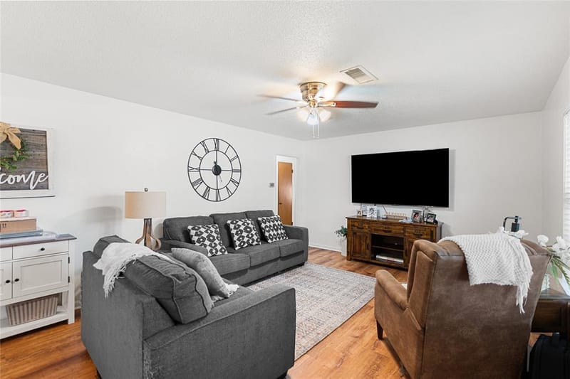 603 E 5th Street, Muenster TX 76252 - Photo 4