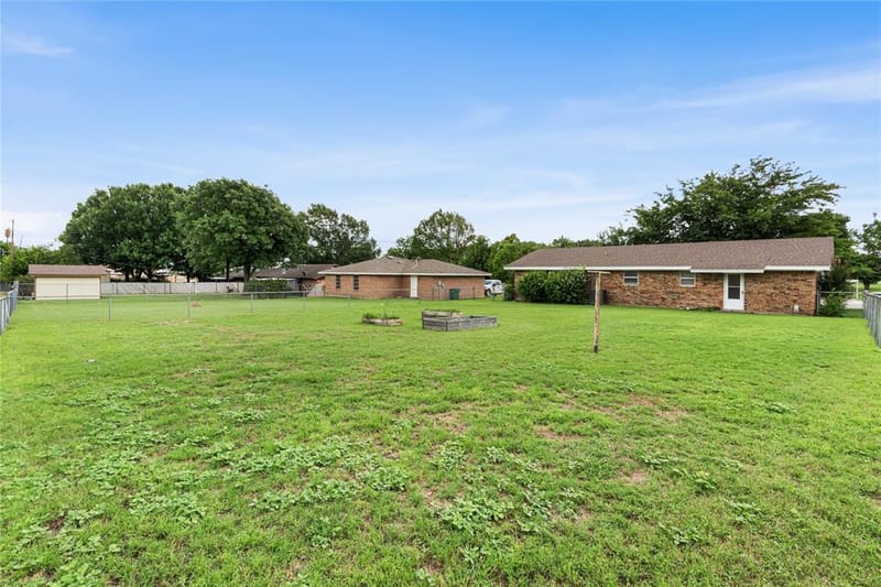 603 E 5th Street, Muenster TX 76252 - Photo 21