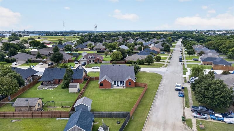 100 Radecke Road, Krum TX 76249 - Photo 7