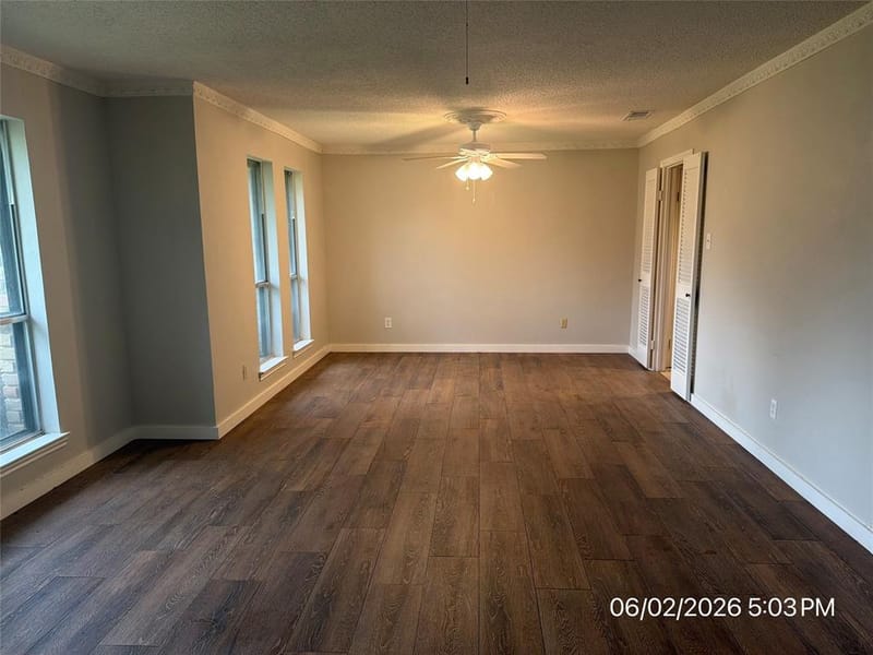 103 Red Bud Court, Oak Leaf TX 75154 - Photo 3