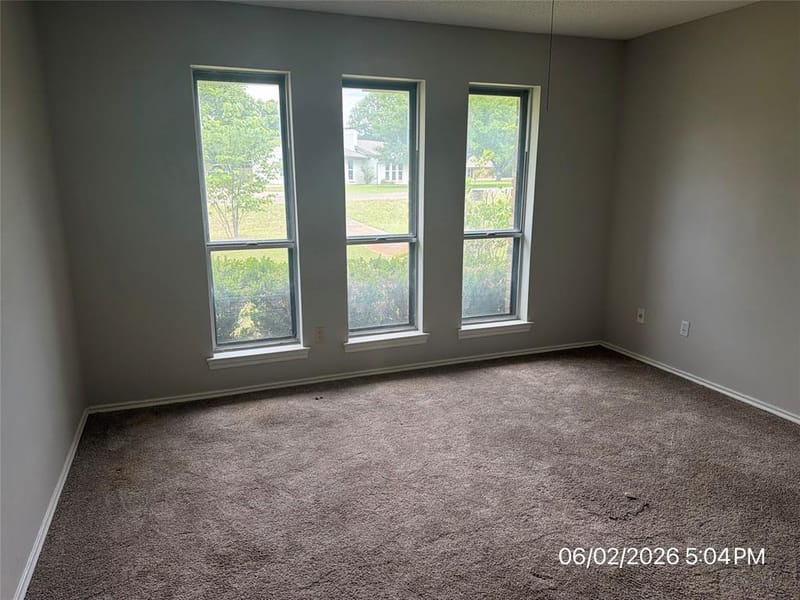 103 Red Bud Court, Oak Leaf TX 75154 - Photo 5