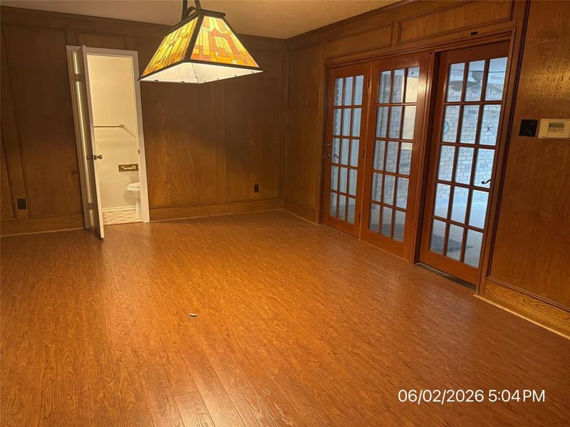 103 Red Bud Court, Oak Leaf TX 75154 - Photo 10
