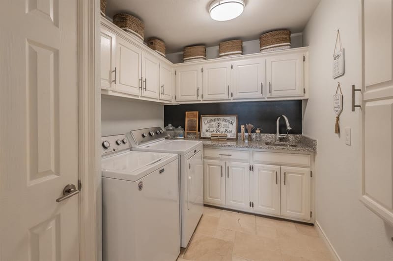 4313 Fannin Drive, Irving TX 75038 - Photo 24