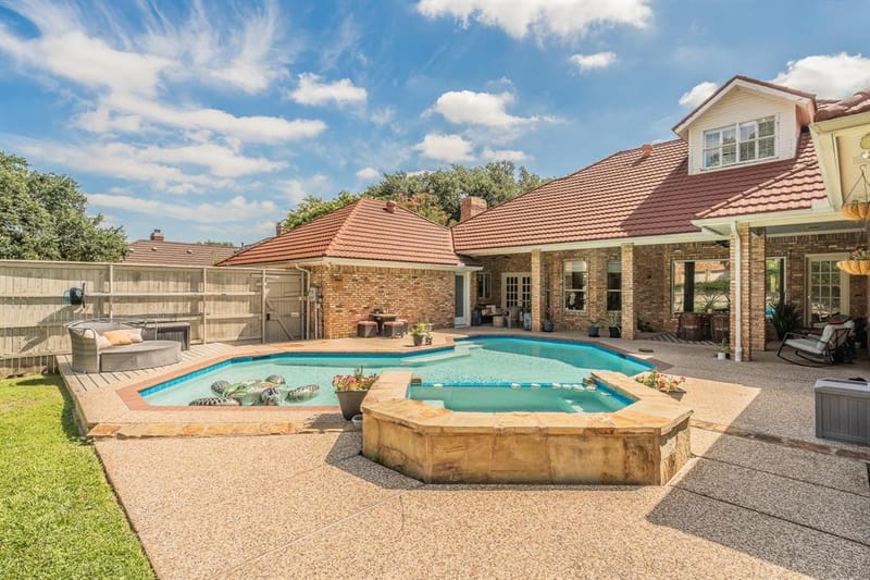4313 Fannin Drive, Irving TX 75038 - Photo 37