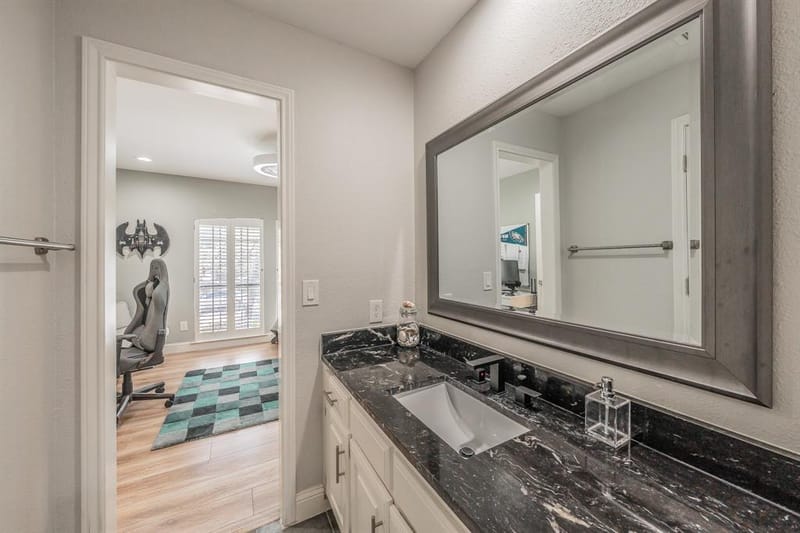 4313 Fannin Drive, Irving TX 75038 - Photo 21