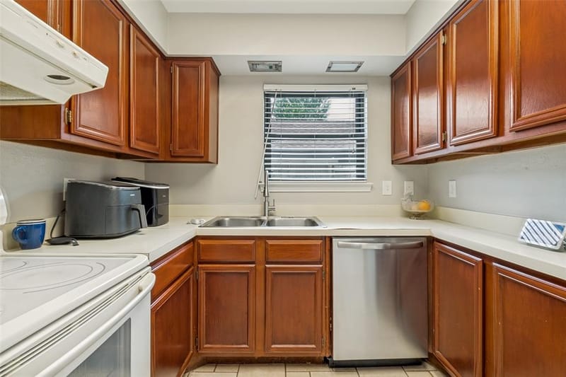 9910 Royal Lane # 505, Dallas TX 75231 - Photo 14