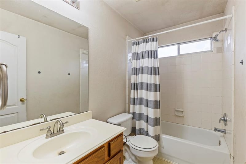 903 Summerbrook Drive, Euless TX 76040 - Photo 27