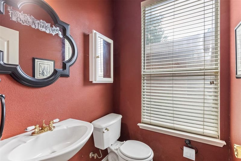 903 Summerbrook Drive, Euless TX 76040 - Photo 17