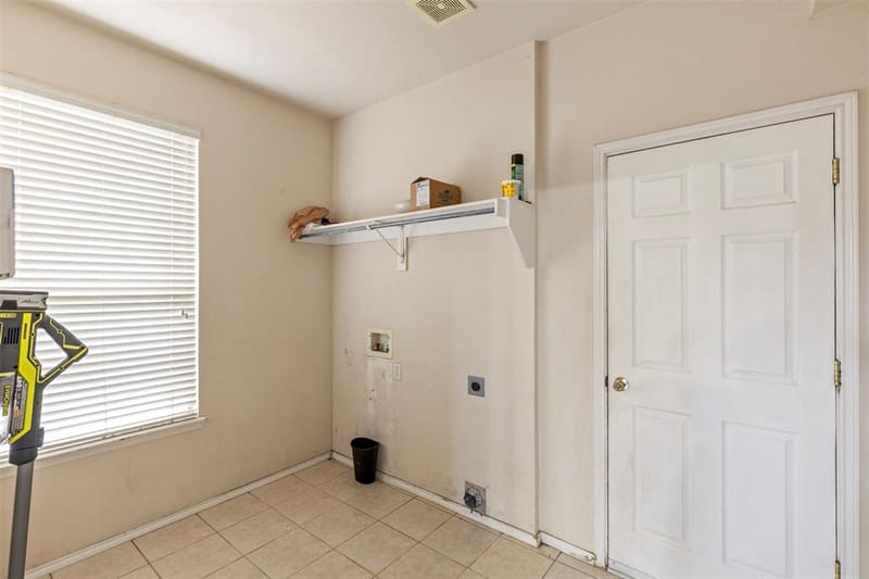 903 Summerbrook Drive, Euless TX 76040 - Photo 16