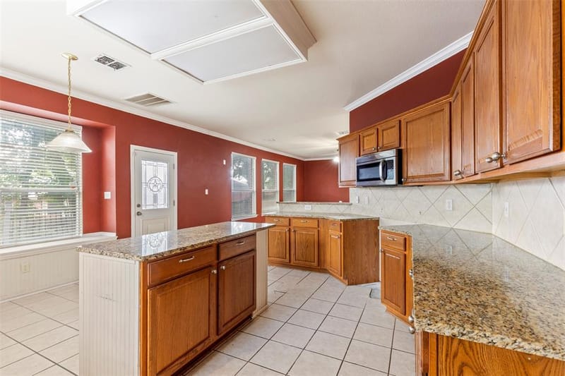 903 Summerbrook Drive, Euless TX 76040 - Photo 12