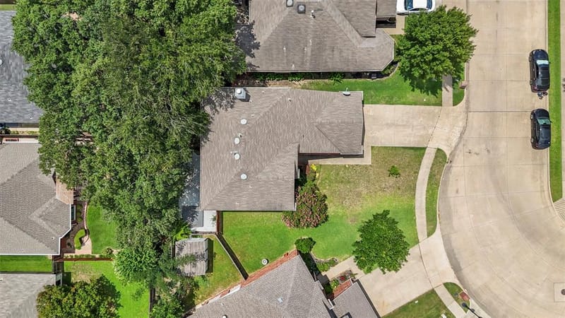903 Summerbrook Drive, Euless TX 76040 - Photo 32