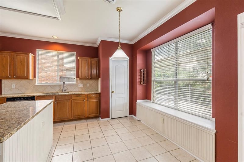 903 Summerbrook Drive, Euless TX 76040 - Photo 9