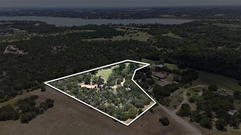 4674 Azle Highway, Weatherford TX 76085 - Photo 2