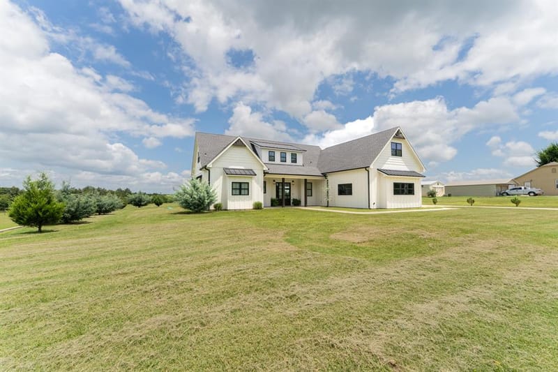 2865 County Road 2310, Sulphur Springs TX 75482 - Photo 2