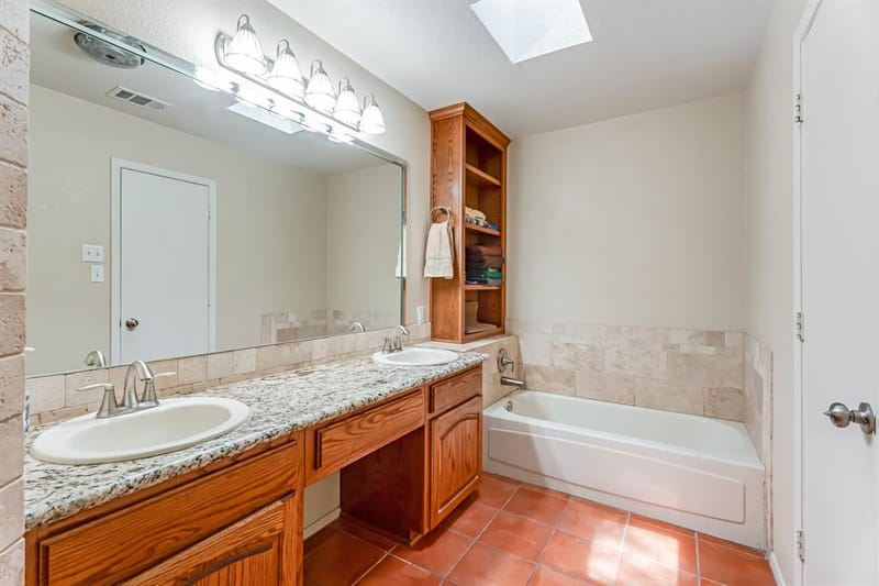4001 Bandera Drive, Granbury TX 76049 - Photo 22