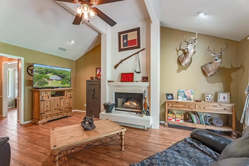 4001 Bandera Drive, Granbury TX 76049 - Photo 28