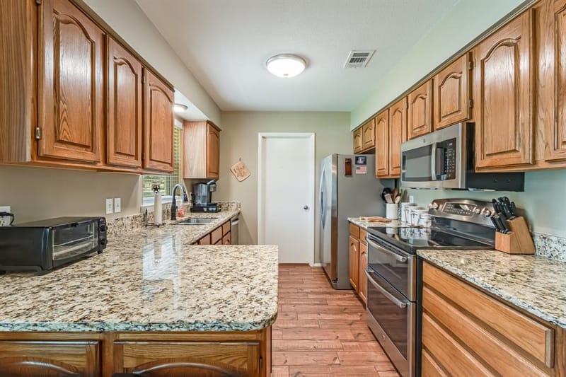 4001 Bandera Drive, Granbury TX 76049 - Photo 10