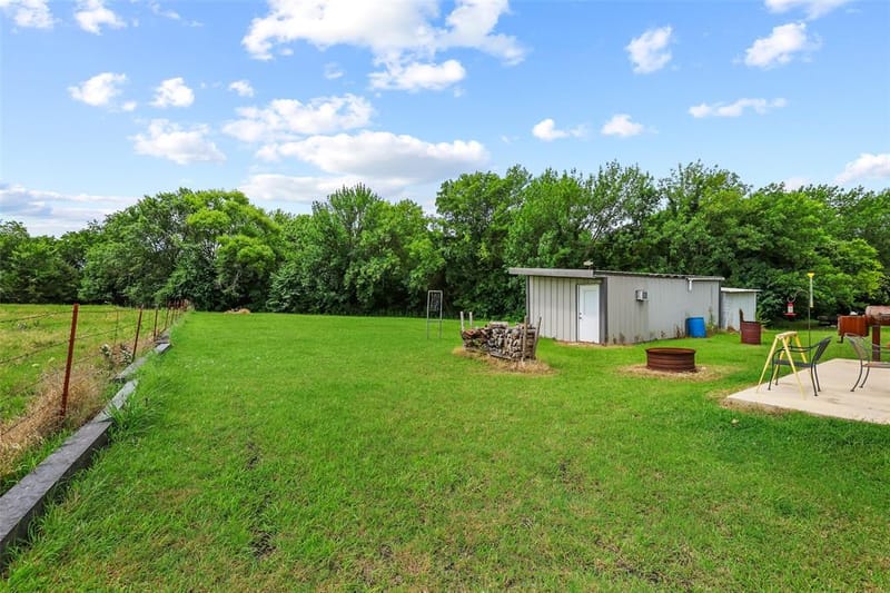 1673 County Road 1525, Ector TX 75439 - Photo 26