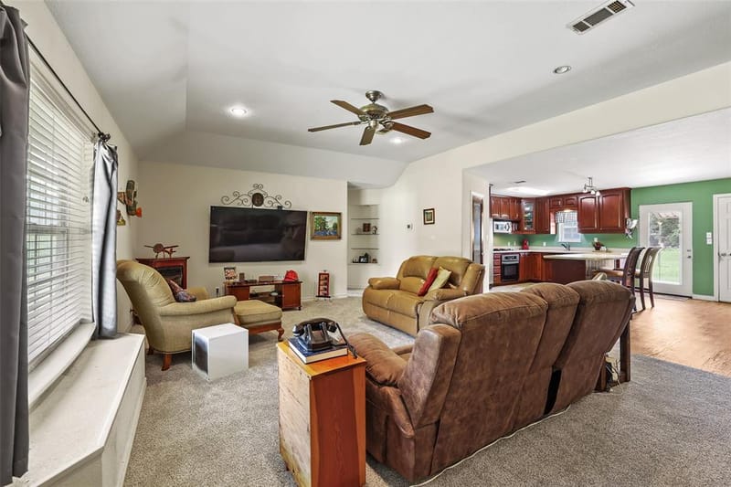 1673 County Road 1525, Ector TX 75439 - Photo 9