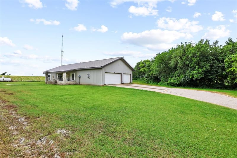 1673 County Road 1525, Ector TX 75439 - Photo 8