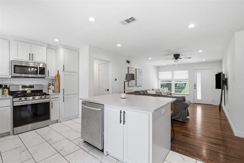 2903 Healey Drive, Dallas TX 75228 - Photo 11