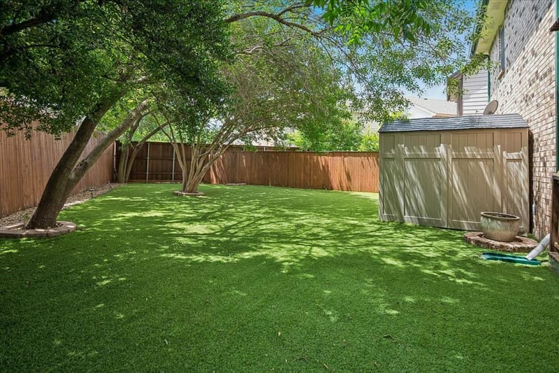 301 Stoneledge Drive, Irving TX 75063 - Photo 23