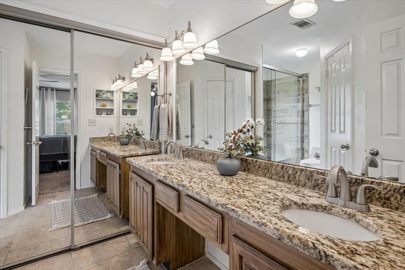 301 Stoneledge Drive, Irving TX 75063 - Photo 16