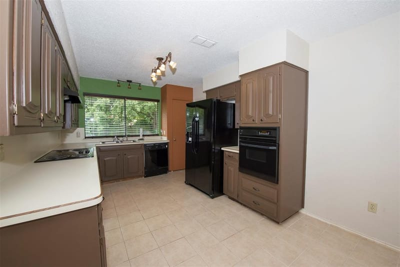8704 Irongate Drive, North Richland Hills TX 76182 - Photo 6