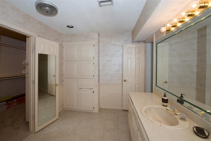 8704 Irongate Drive, North Richland Hills TX 76182 - Photo 15