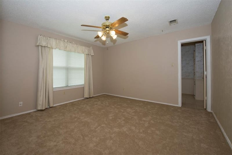 8704 Irongate Drive, North Richland Hills TX 76182 - Photo 11