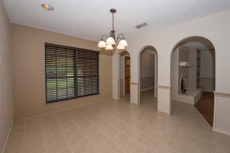 8704 Irongate Drive, North Richland Hills TX 76182 - Photo 4