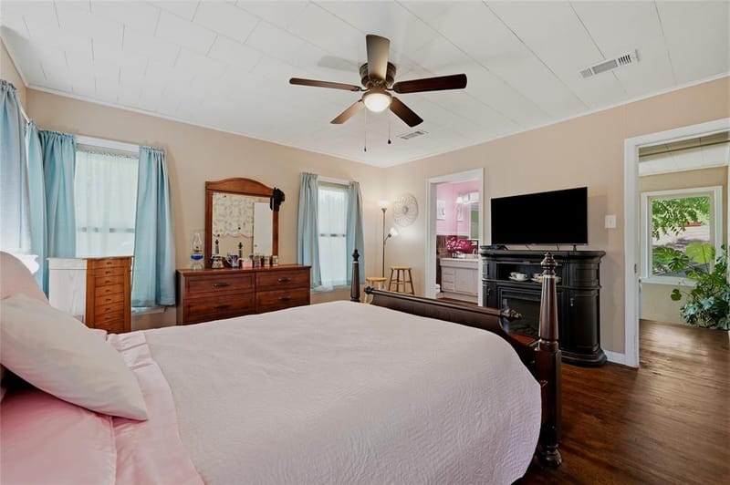 1325 W Main Street, Denison TX 75020 - Photo 21