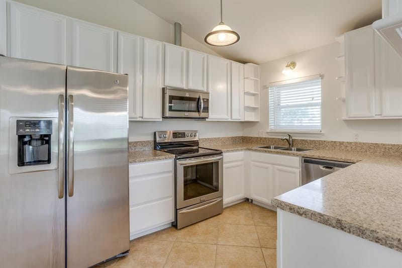 5600 Matlock Road, Granbury TX 76049 - Photo 16