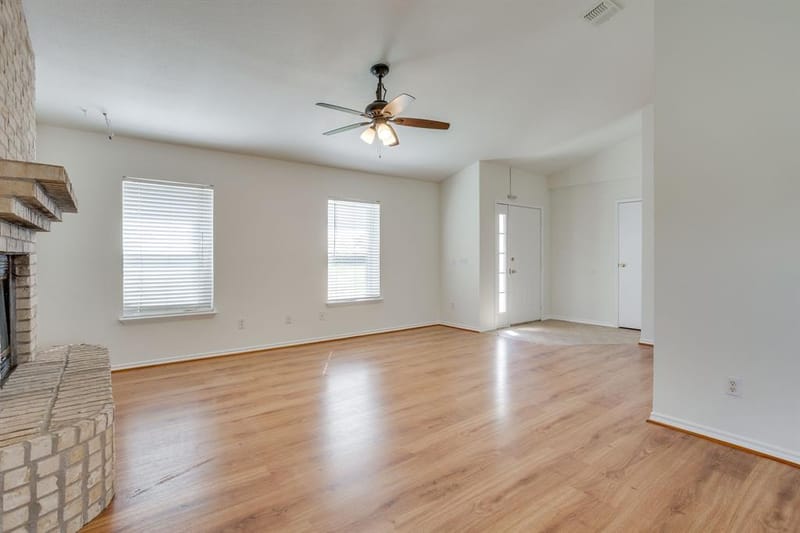 5600 Matlock Road, Granbury TX 76049 - Photo 12