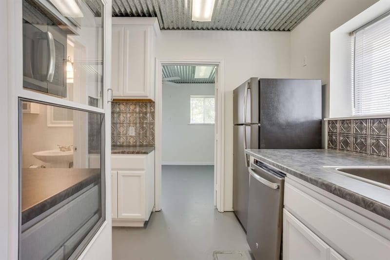 5600 Matlock Road, Granbury TX 76049 - Photo 26