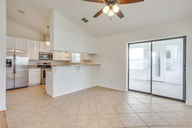 5600 Matlock Road, Granbury TX 76049 - Photo 15