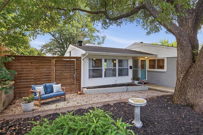 4817 Winthrop Avenue E, Fort Worth TX 76116 - Photo 3