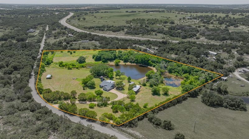 5500 Friendship Road, Tolar TX 76476 - Photo 2