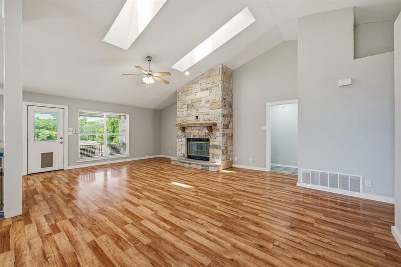5500 Friendship Road, Tolar TX 76476 - Photo 7