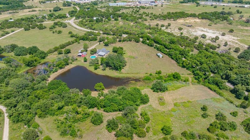 5500 Friendship Road, Tolar TX 76476 - Photo 37