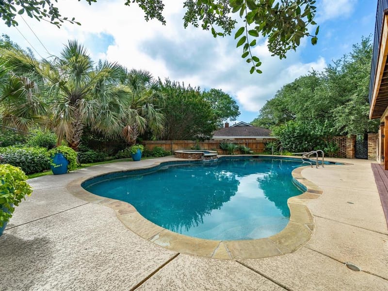 4400 Summercrest Court, Fort Worth TX 76109 - Photo 30