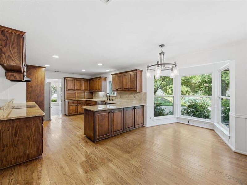 4400 Summercrest Court, Fort Worth TX 76109 - Photo 10