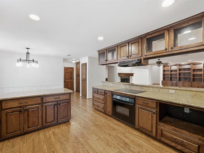 4400 Summercrest Court, Fort Worth TX 76109 - Photo 11